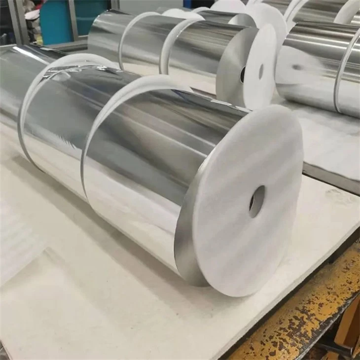 Roll Jumbo din folie de aluminiu pentru contactul cu alimentele